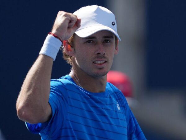 Alex de Minaur rallies past Andy Murray; Ons Jabeur into Ningbo semis