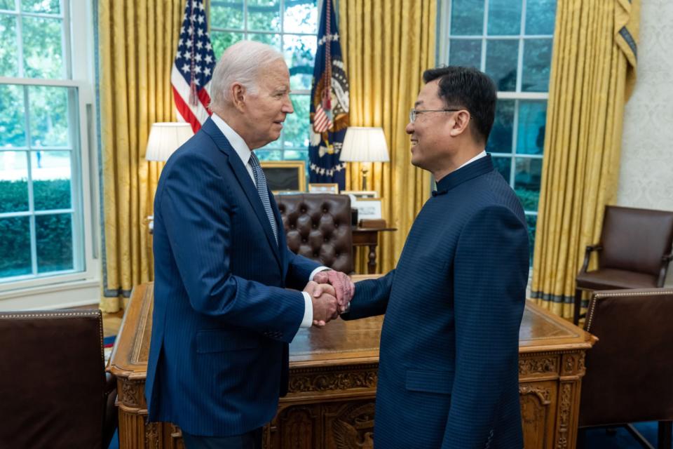 ambassador to US calls for ‘concrete, small steps’ in relations but silent on whether Xi will attend Apec ambassador to US calls for ‘concrete, small steps’ in relations but silent on whether Xi will attend Apec