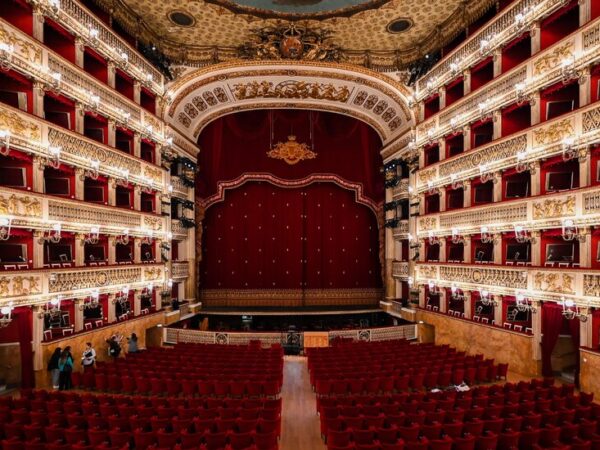 An Operatic Mess at the San Carlo Theater