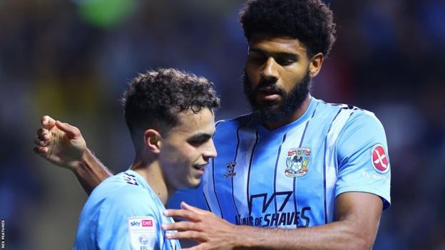 Coventry City 1-1 Huddersfield Town: Darren Moore’s Terriers snatch late draw Coventry City 1-1 Huddersfield Town: Darren Moore’s Terriers snatch late draw