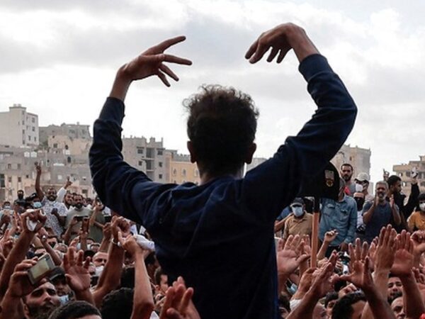 Derna mayor’s house burnt down in protests