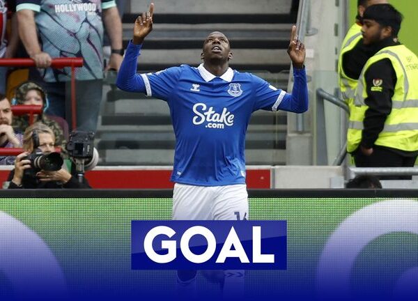 Doucoure strike gives Everton perfect start at Brentford Doucoure strike gives Everton perfect start at Brentford