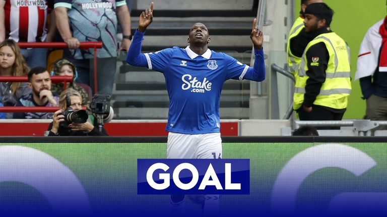 Doucoure strike gives Everton perfect start at Brentford