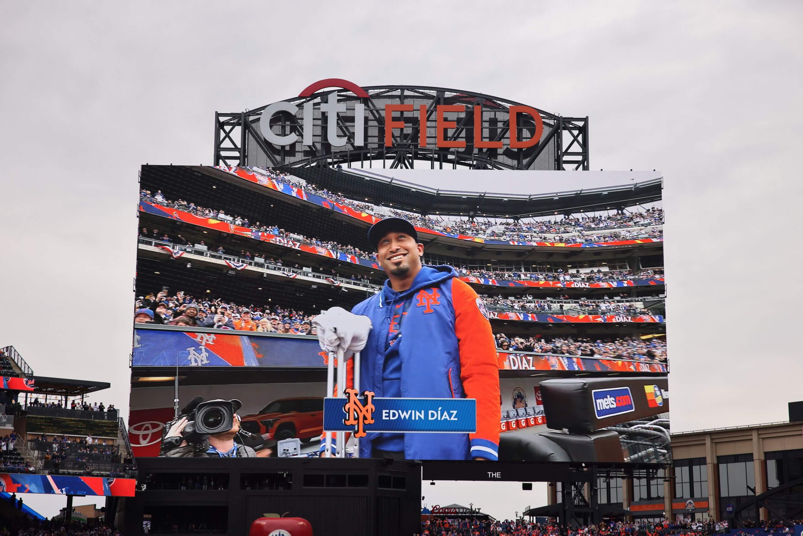 How the 5 million Mets crashed and burned How the 5 million Mets crashed and burned