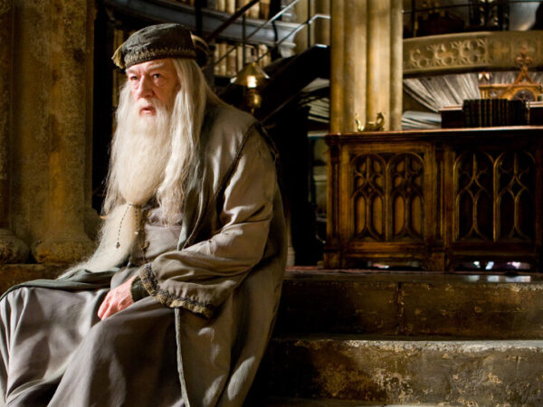 Michael Gambon, Dumbledore in the ‘Harry Potter’ Films, Dies at 82