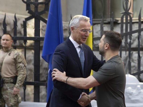 NATO chief visits Kyiv, says Ukraine troops ‘gradually gaining ground’