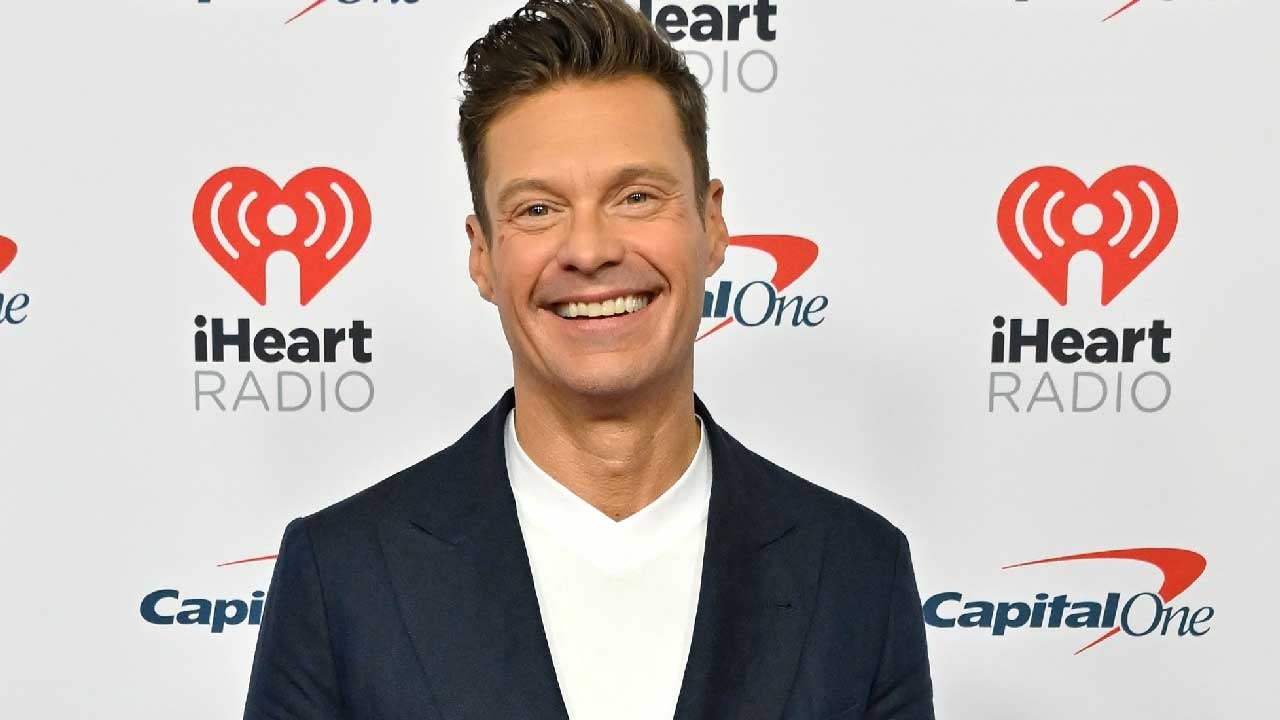 Ryan Seacrest Dishes on Texts With ‘Sweet’ Vanna White Ahead of Hosting ‘Wheel of Fortune’ (Exclusive)