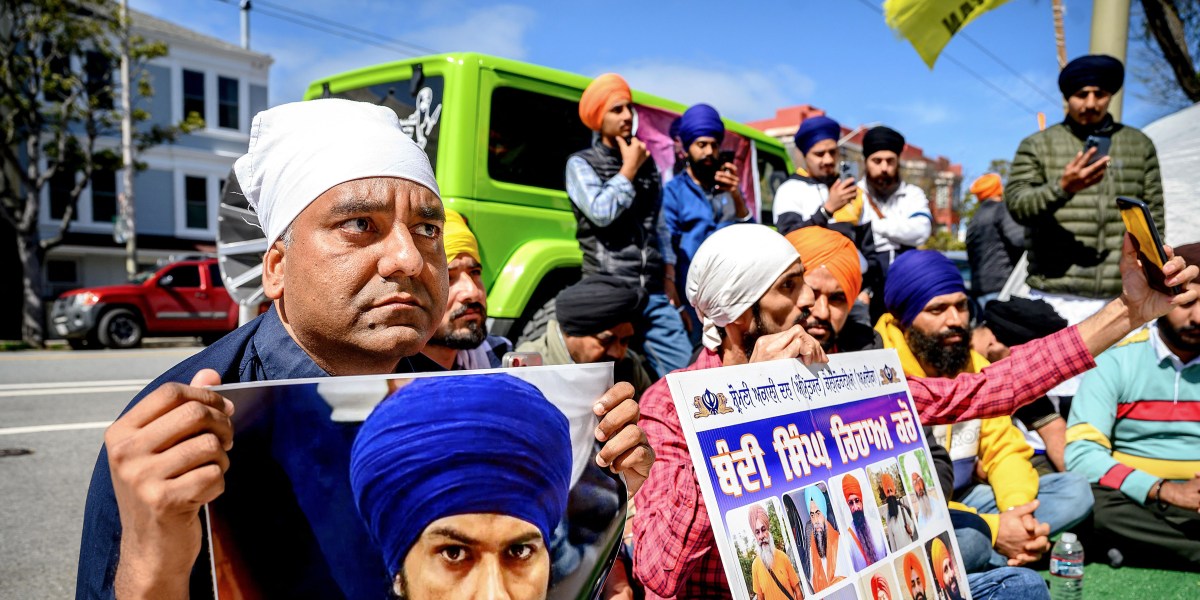 Sikhs in the U.S. Warned by FBI About Death Threats