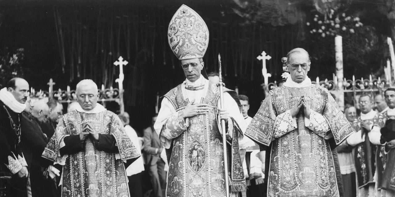 Wartime Pope Pius XII Knew About Holocaust, Letter Suggests