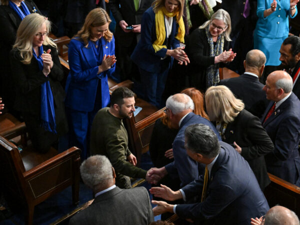 Zelensky to Make a Case for More Aid in U.S. Visit