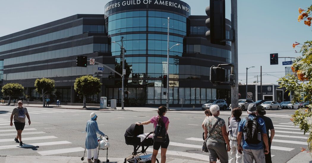 After Outcry, Writers Guild Tries to Explain Silence on Hamas Attack After Outcry, Writers Guild Tries to Explain Silence on Hamas Attack