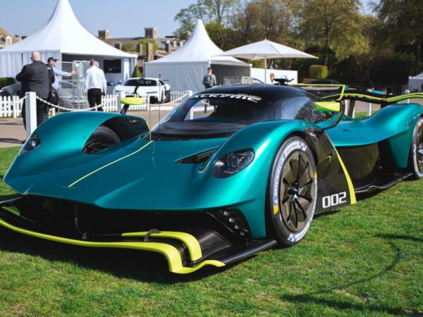 Aston Martin to enter Le Mans with Valkyrie from 2025