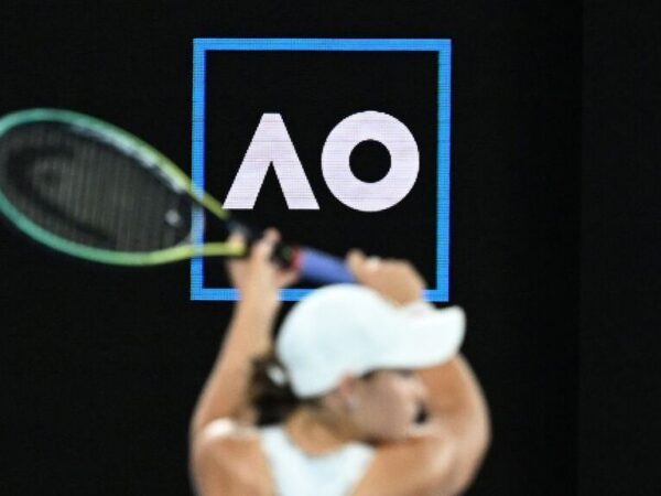 Australian Open expanding to 15 days with Sunday start