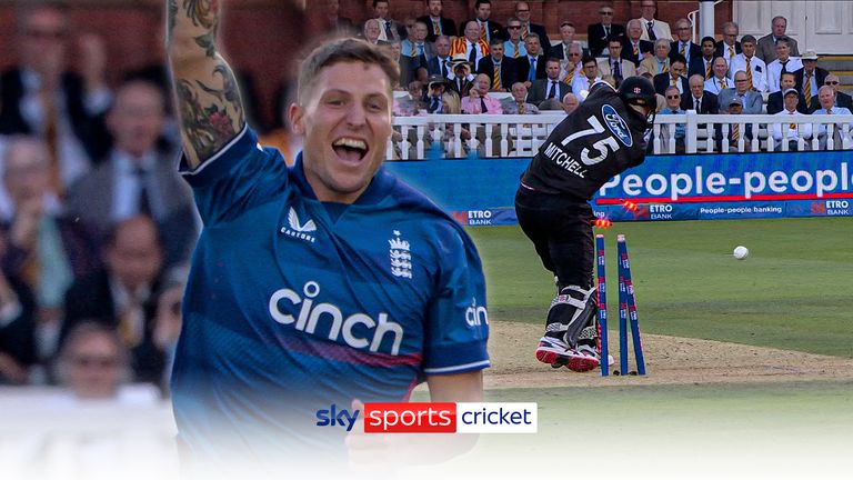 Cricket World Cup: England call up Brydon Carse after Reece Topley ruled out with broken finger | Cricket News Cricket World Cup: England call up Brydon Carse after Reece Topley ruled out with broken finger | Cricket News