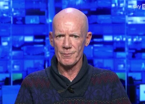 Dermot Gallagher: ‘Simple question’ would have prevented Liverpool VAR error | ‘Process must change’ | Video | Watch TV Show Dermot Gallagher: ‘Simple question’ would have prevented Liverpool VAR error | ‘Process must change’ | Video | Watch TV Show