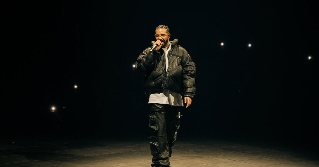 Drake Streams His Way to No. 1 Again With ‘For All the Dogs’