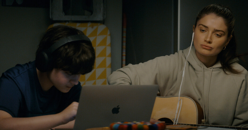 ‘Flora and Son’ and the Unspoken Truth About Songwriting