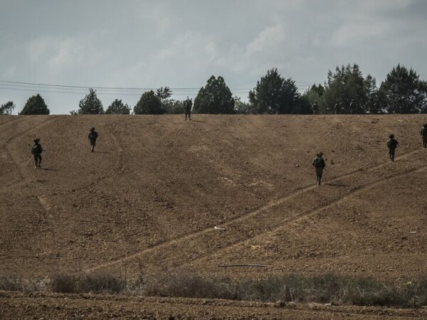 Israel-Gaza War Live Updates: U.S. Weapons Arrive in Israel