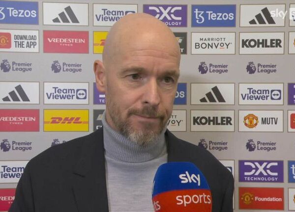 Man Utd 0-3 Man City: Gary Neville claims even the Class of 92 would struggle in this Old Trafford environment | Football News