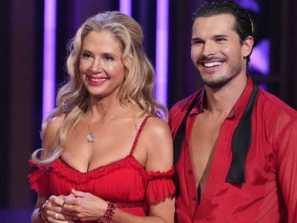 Mira Sorvino and Daughter Mattea on Dancing Together for Iconic ‘DWTS’ Routine (Exclusive)