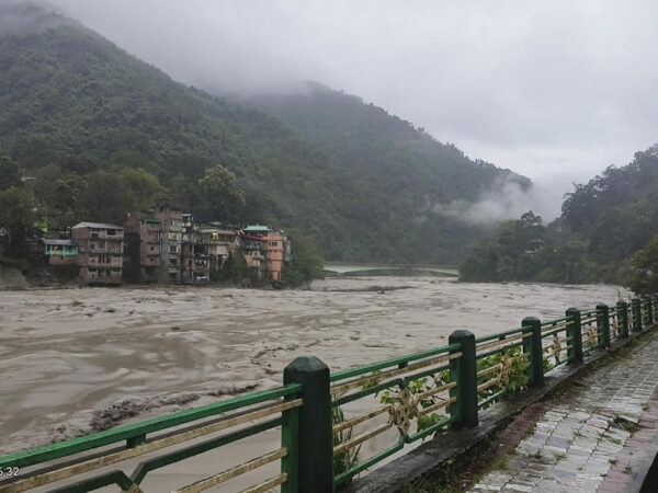 More than 20 Indian soldiers missing after flash floods in northeastern Sikkim state