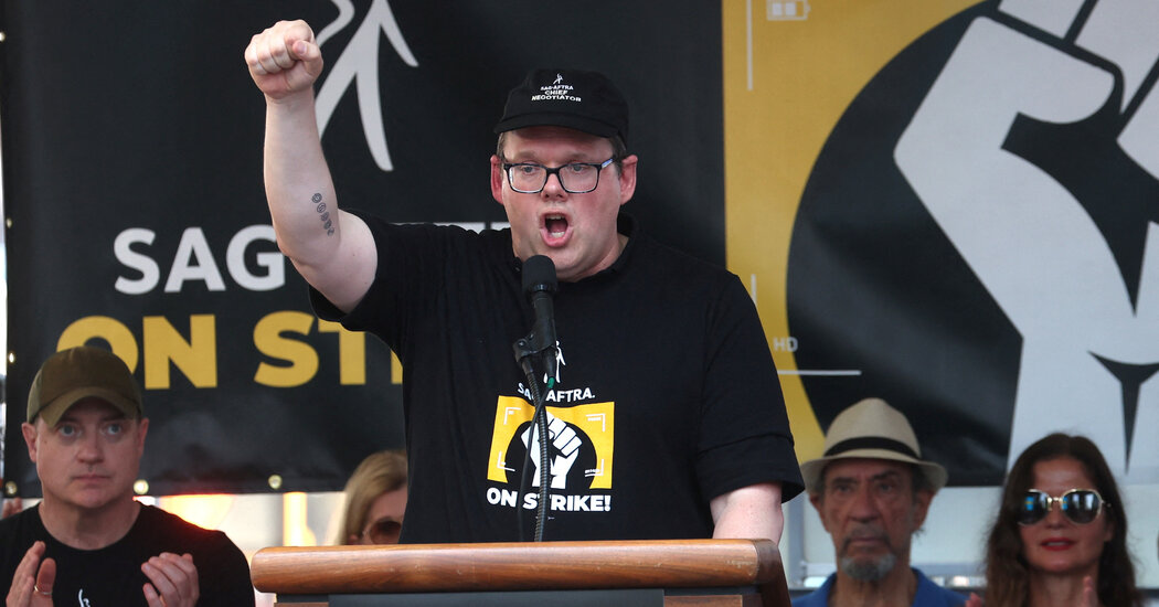 SAG-AFTRA Negotiator a Key Player as Talks Set to Resume in Actors Strike