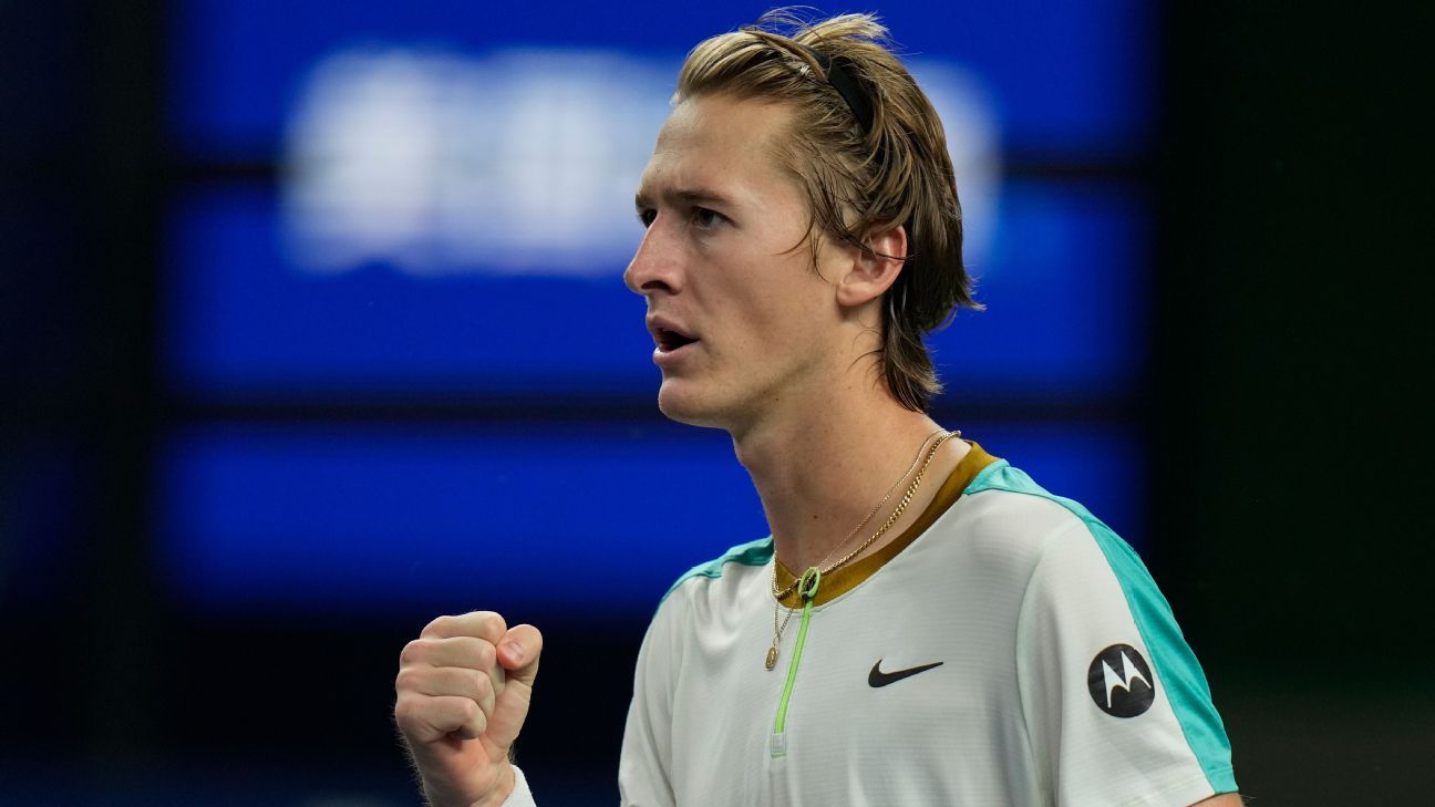 Sebastian Korda beats Ben Shelton in 3 sets at Shanghai Masters Sebastian Korda beats Ben Shelton in 3 sets at Shanghai Masters