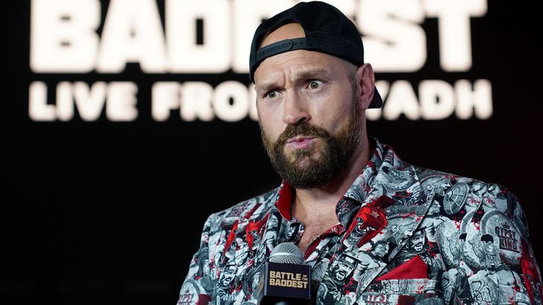 Tyson Fury calls for Christmas clash with Oleksandr Usyk for undisputed heavyweight championship | Boxing News Tyson Fury calls for Christmas clash with Oleksandr Usyk for undisputed heavyweight championship | Boxing News