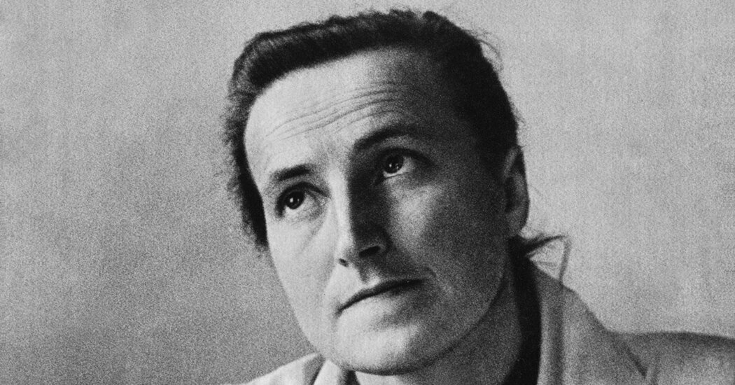 Wanda Poltawska, 101, Who Forged a Friendship With a Future Pope, Dies Wanda Poltawska, 101, Who Forged a Friendship With a Future Pope, Dies