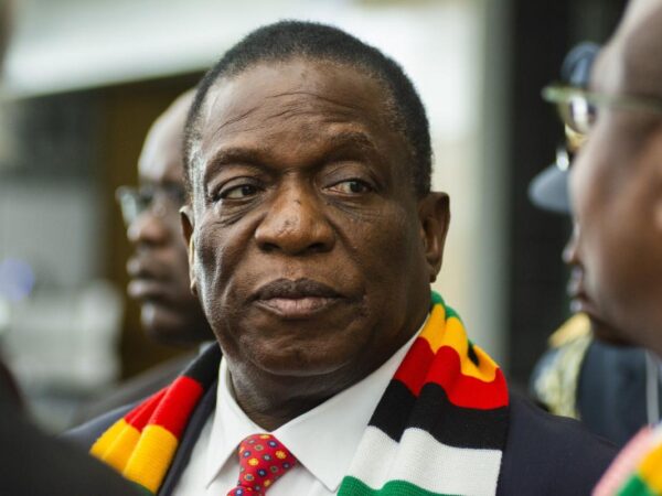 Zimbabwe Worker Exodus Intensifies With Economy in Meltdown