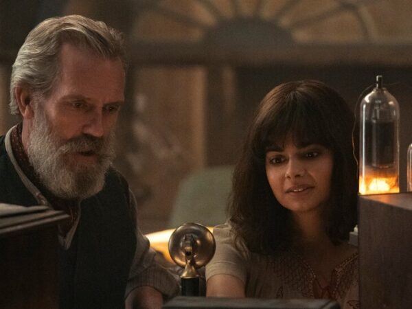 ‘All the Light We Cannot See’ Review: The Blind Girl and the Nazi