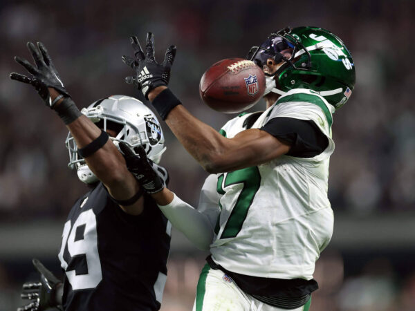 As Robert Saleh holds firm on Jets’ offense, players speak up: ‘We gotta do something’