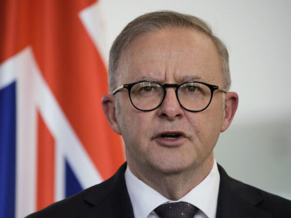 Australian premier to protest blogger’s vague detention conditions while meeting Chinese president