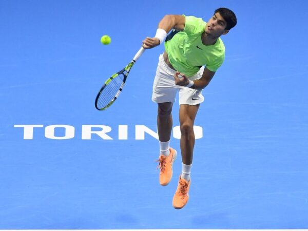 Carlos Alcaraz loses to Alexander Zverev in ATP Finals debut