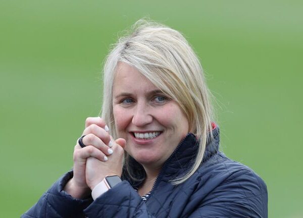 Chelsea boss Emma Hayes explains how she put Mauricio Pochettino on hold to take a call from Sir Alex Ferguson about USA job | Football News Chelsea boss Emma Hayes explains how she put Mauricio Pochettino on hold to take a call from Sir Alex Ferguson about USA job | Football News