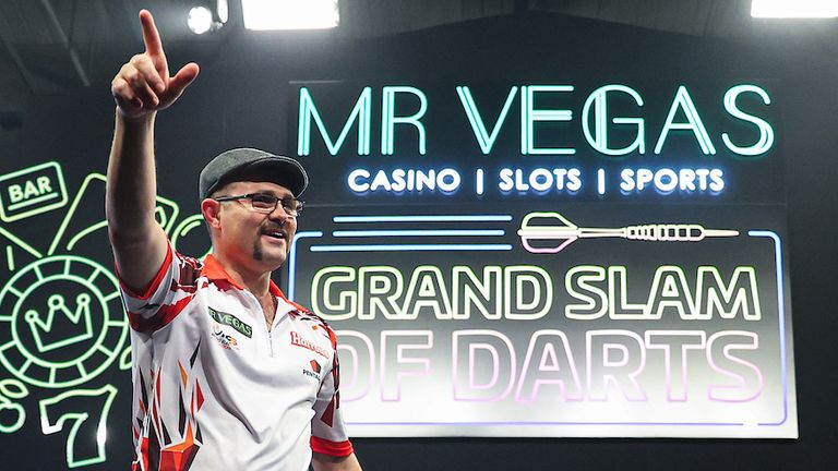 Grand Slam of Darts: Damon Heta shocks Michael van Gerwen to ensure new winner as Stephen Bunting and Rob Cross progress | Darts News Grand Slam of Darts: Damon Heta shocks Michael van Gerwen to ensure new winner as Stephen Bunting and Rob Cross progress | Darts News