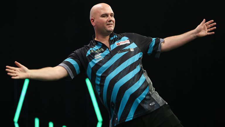 Grand Slam of Darts: Rob Cross sets up semi-final showdown with Stephen Bunting in Wolverhampton | Darts News Grand Slam of Darts: Rob Cross sets up semi-final showdown with Stephen Bunting in Wolverhampton | Darts News