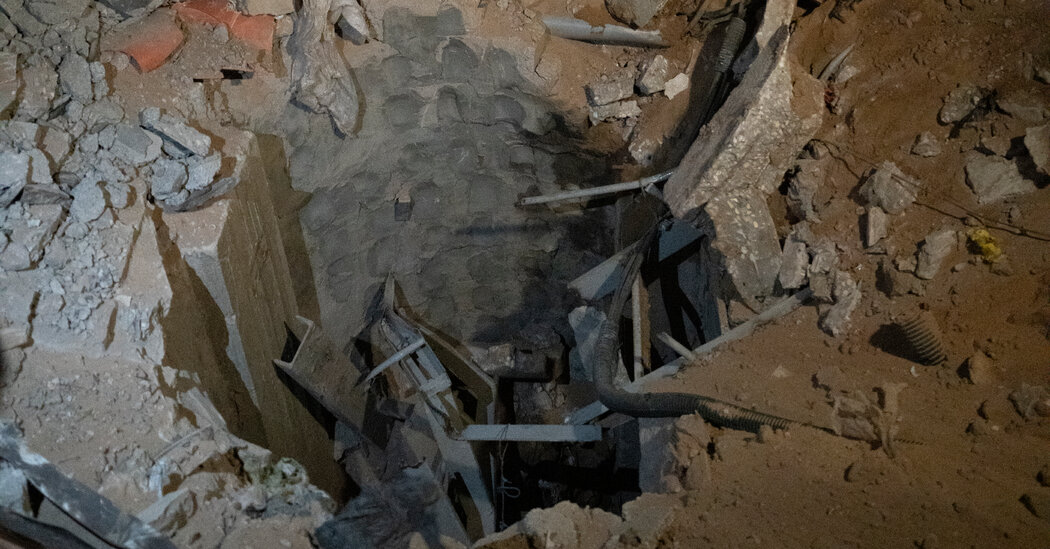 Israel Displays Tunnel Shaft at Al-Shifa Hospital and Says It Will Allow In Some Fuel Israel Displays Tunnel Shaft at Al-Shifa Hospital and Says It Will Allow In Some Fuel