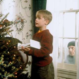 The Ultimate Christmas Movie Streaming Guide 2023: Where to Watch ‘Elf,’ ‘Home Alone,’ ‘Die Hard’ and More
