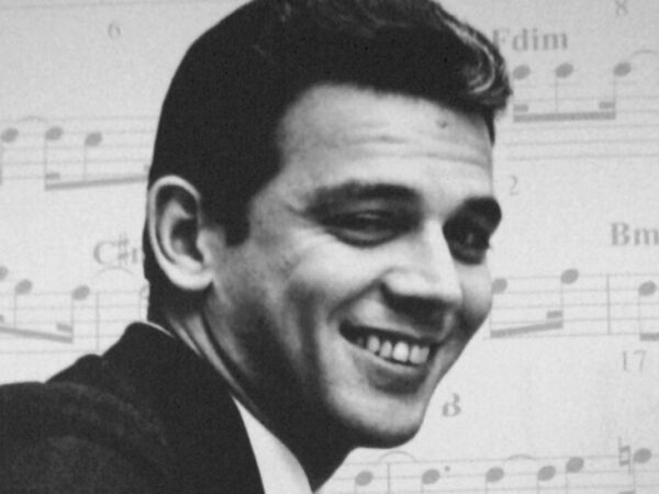 Carlos Lyra, Composer Who Brought Finesse to Bossa Nova, Dies at 90