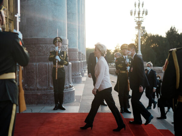 China and E.U. Leaders Meet as Tensions Rise over Russia