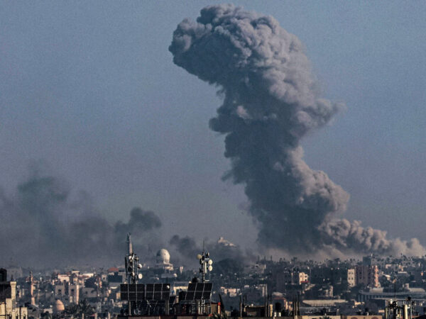 Defying U.S. Pressure, Israel Deepens Gaza Assault