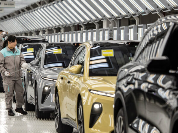 Lawmakers Call for Raising Tariffs and Severing Economic Ties With China