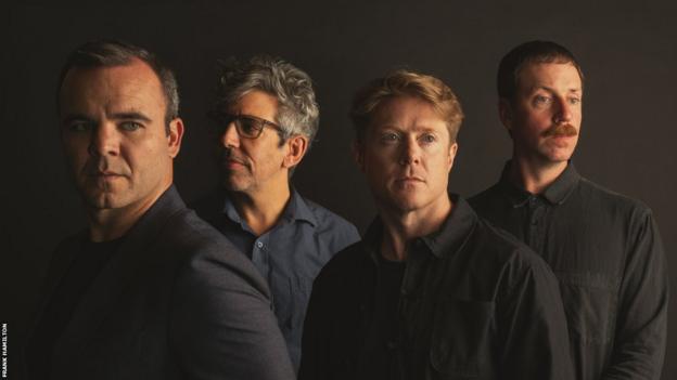 Premier League festive predictions: Chris Sutton v Future Islands frontman and Everton fan Samuel T Herring