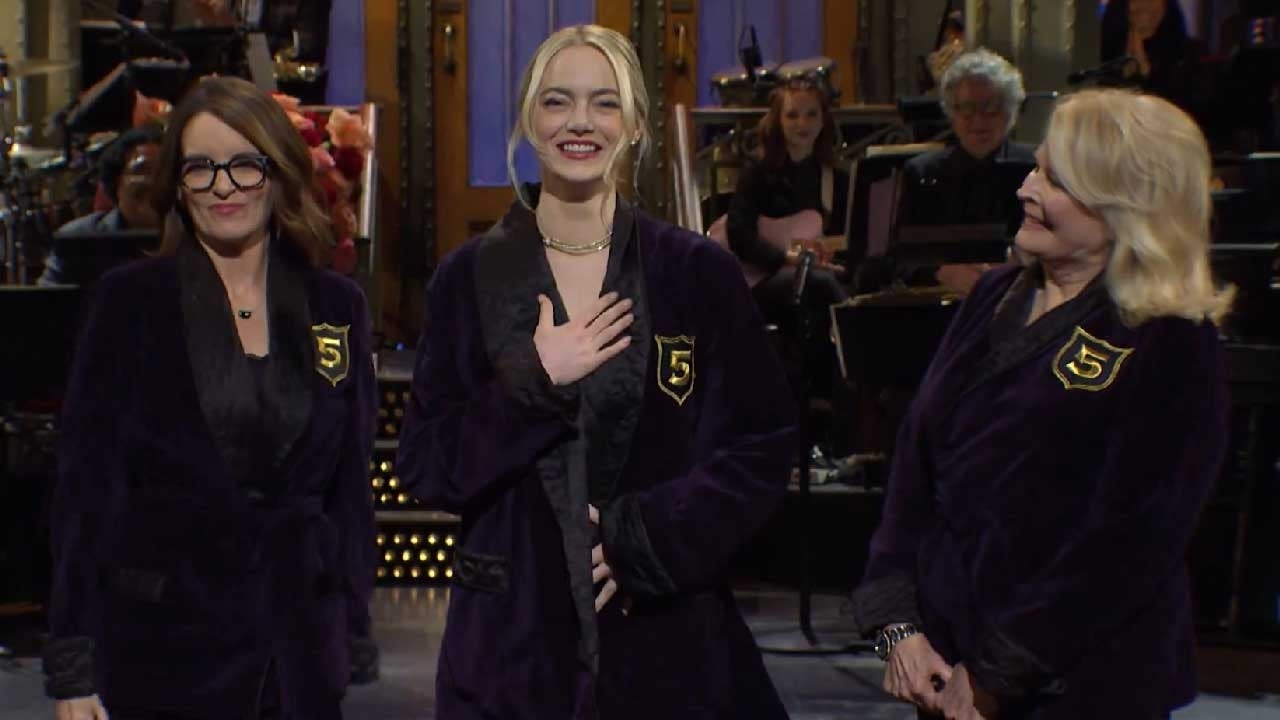 ‘SNL’: Emma Stone Joins 5-Timers Club With Special Help from Tina Fey, Candice Bergen