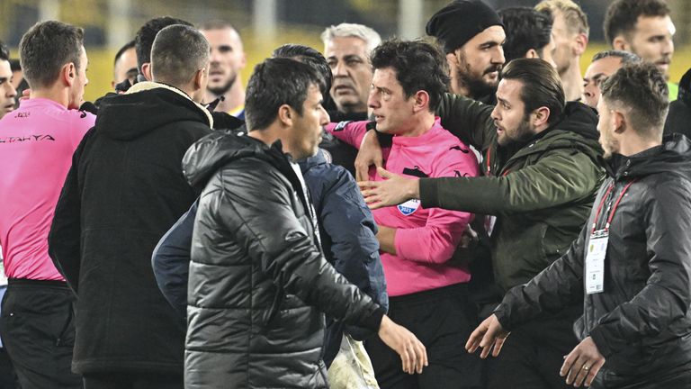 Turkish football leagues suspended indefinitely after Ankaragucu president punches referee | Football News