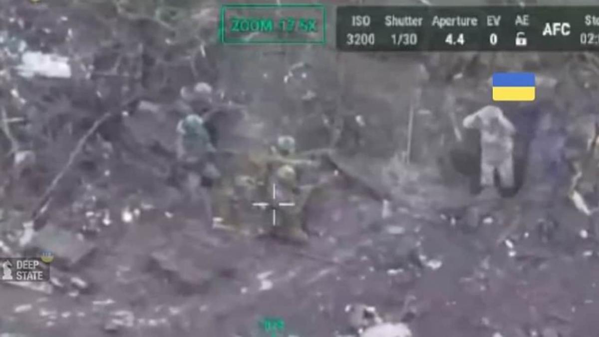 Video emerges online of Ukrainian soldiers being shot as they surrendered Video emerges online of Ukrainian soldiers being shot as they surrendered