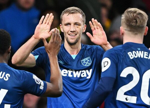 West Ham boss David Moyes doesn’t envisage any problems over a new contract and says ‘we will get it done’ | Football News