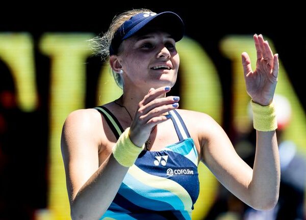 Australian Open: Linda Noskova’s teenage dream ended by qualifier Dayana Yastremska in quarter-finals | Tennis News