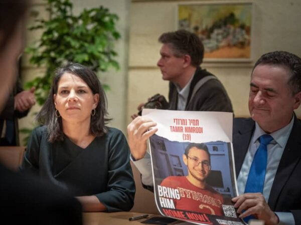 Baerbock meets Israeli Foreign Minister Katz